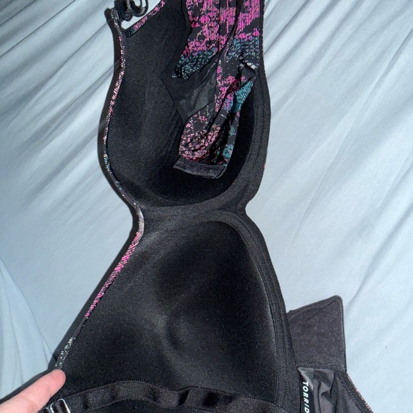 Torrid bra - Picture 2 of 3